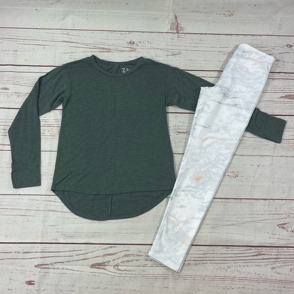 Zella Two Piece Active Set - Medium 8/10 - Picture 1 of 12